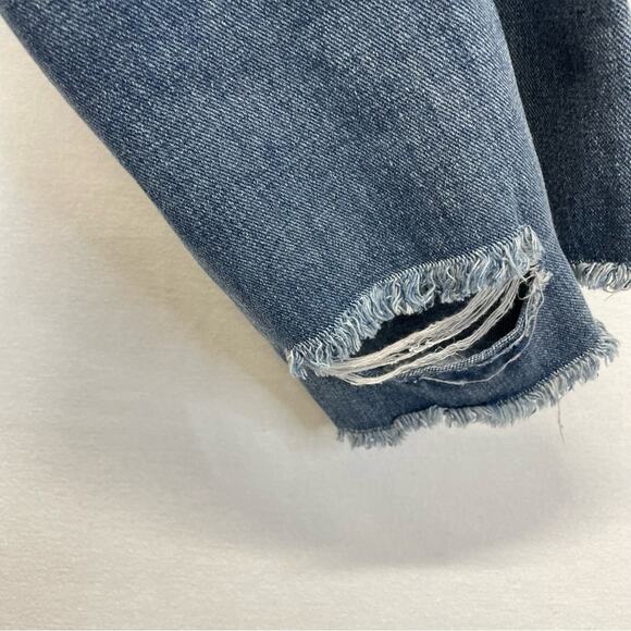 Distressed Denim Jeans Medium Wash boyfriend fit Girls Size 6-7 - Picture 8 of 10